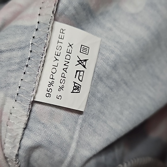 XXL Cold Shoulder Floral Dress - Picture 3 of 5